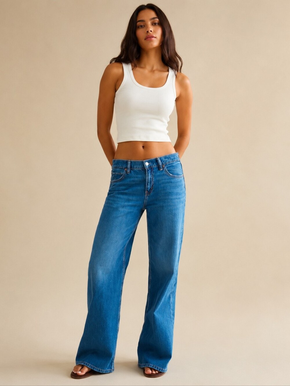 NWOT AE Dreamy Drape Strigid Low-Rise Wide-Leg Jeans | 4S